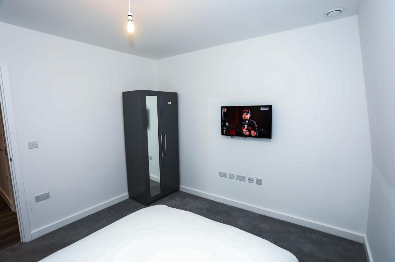 Lovely 2 Bed Apartment With Parking Londyn Zewnętrze zdjęcie