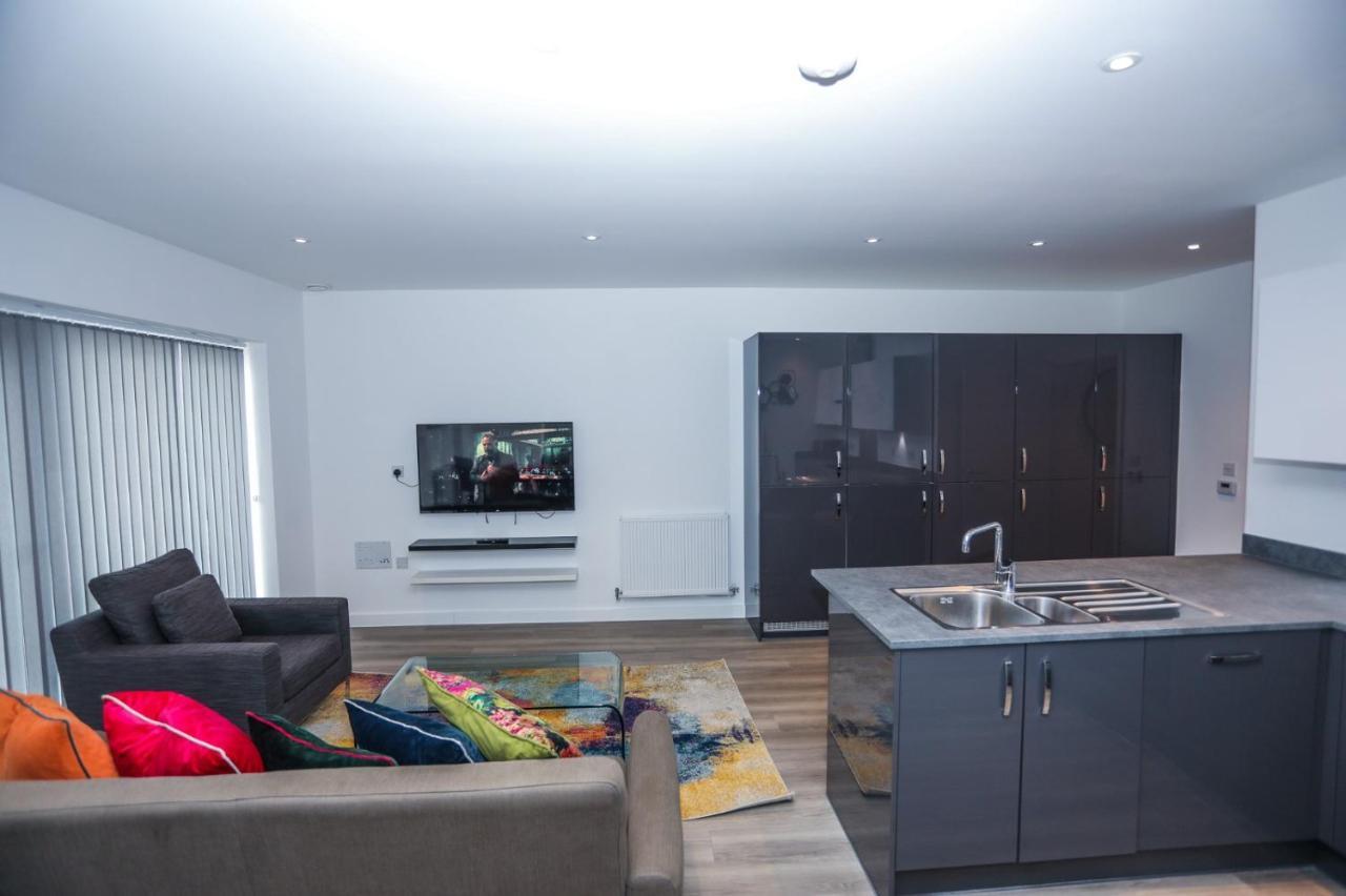 Lovely 2 Bed Apartment With Parking Londyn Zewnętrze zdjęcie